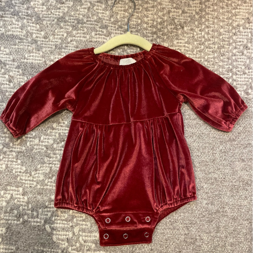 Burgundy Vignette Velvet Bubble Size 0-3 Month